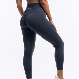 ECHT Scrunch Leggings
